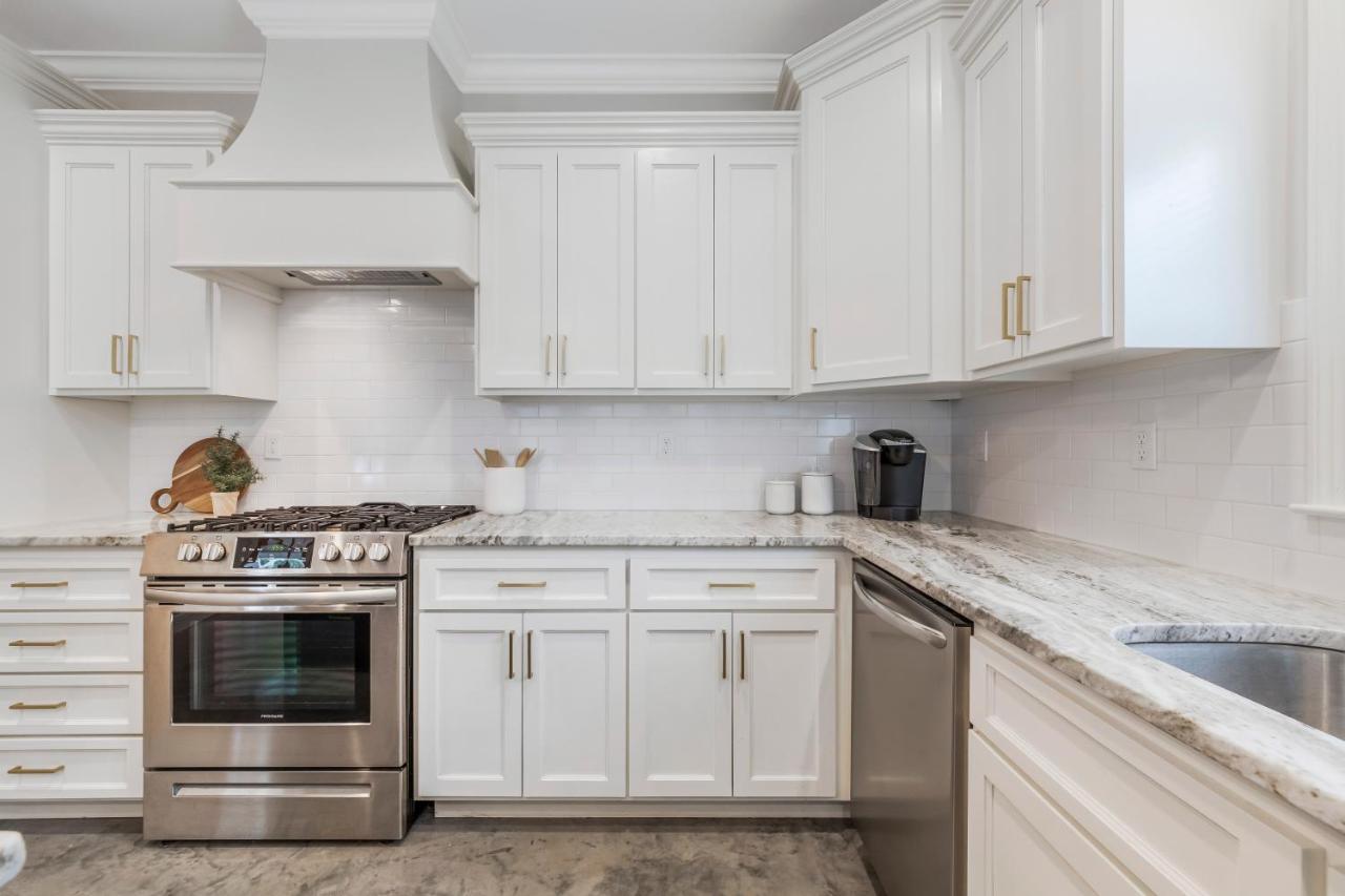 Charming Cottage Built In 2019 라파예트 외부 사진